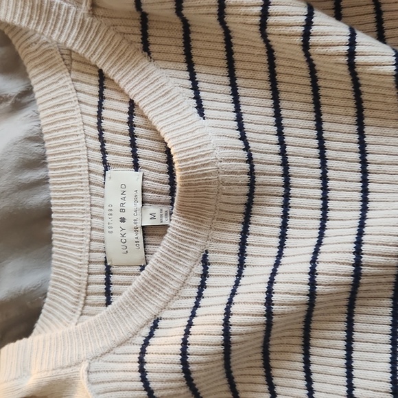 Sweater - Picture 2 of 3